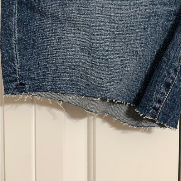 Universal Thread Boyfriend Blue Jean Shorts - Picture 3 of 10